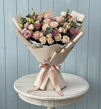 Букет цветов из:  Розы и Лизиантусы в Фенино