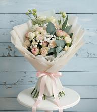 Букет цветов из:  Розы и Лизиантусы в Фенино