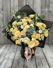 Букет цветов из:  Розы и Лизиантусы в Фенино