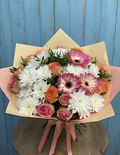 Букет цветов из:  Розы, Герберы и Хризантемы в Фенино