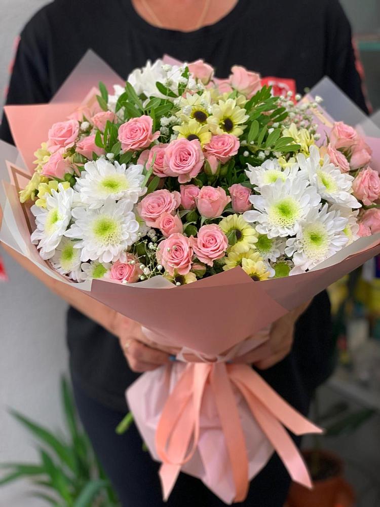 Букет цветов из: Розы и Хризантемы в Фенино