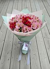 Букет цветов из:  Альстромерии в Фенино