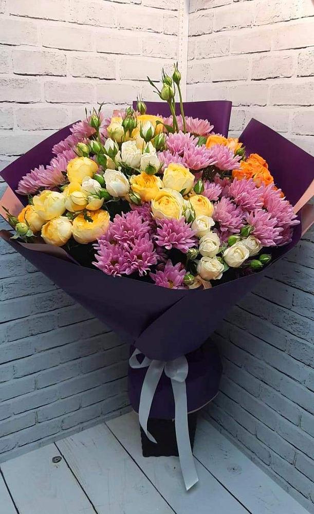Букет цветов из: Хризантемы и Розы в Фенино