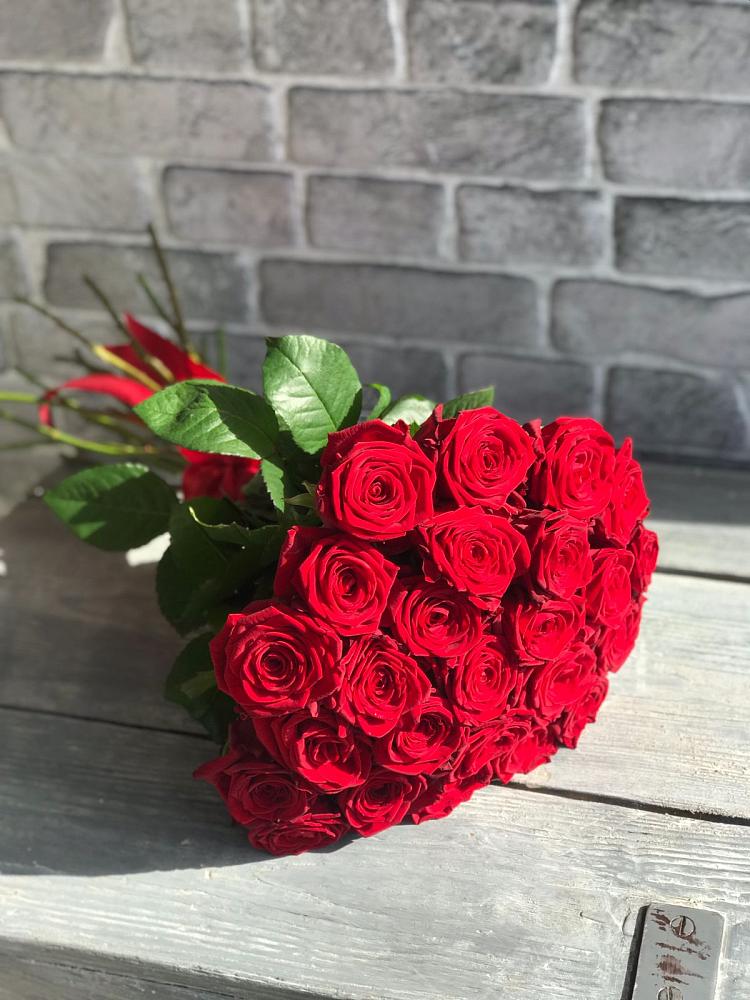 Букет Красные розы Фридом в Фенино