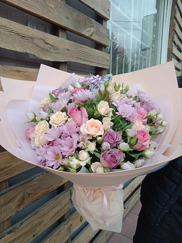 Букет цветов из: Розы и Хризантемы в Фенино