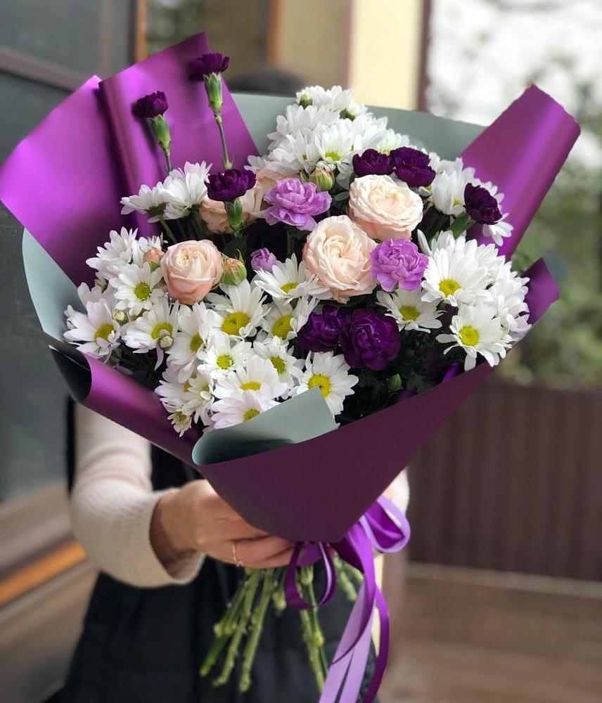 Букет цветов из: Хризантемы, Гвоздики и Розы в Фенино