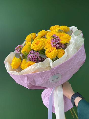 Букет Кустовые желтые розы в Фенино