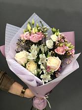 Букет цветов из:  Альстромерии, Розы и Лизиантусы #REPLACE_PRED# Фенино