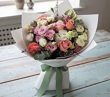 Букет цветов из:  Розы, Лизиантусы и Гвоздики #REPLACE_PRED# Фенино