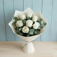 Букет Белые розы в Эвкалипте в Фенино
